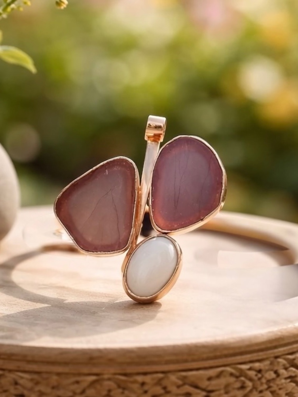 Large Unisex Natural White Agate Cabochon Pendant Solid 14K Yellow Gold no chain